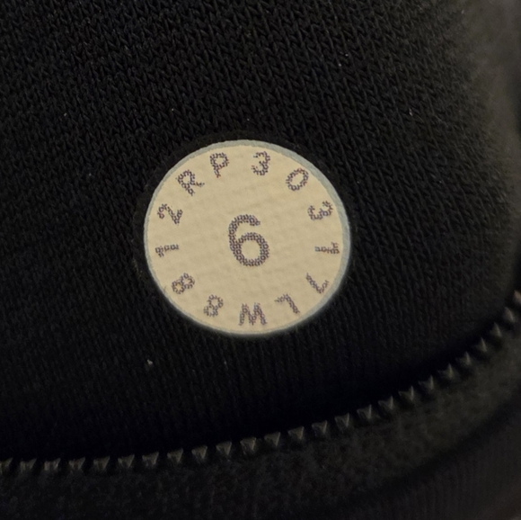 Lululemon Circuit Breaker Skirt II W88128 Women's Sport Skort Size 6 Gray Black - Picture 11 of 13